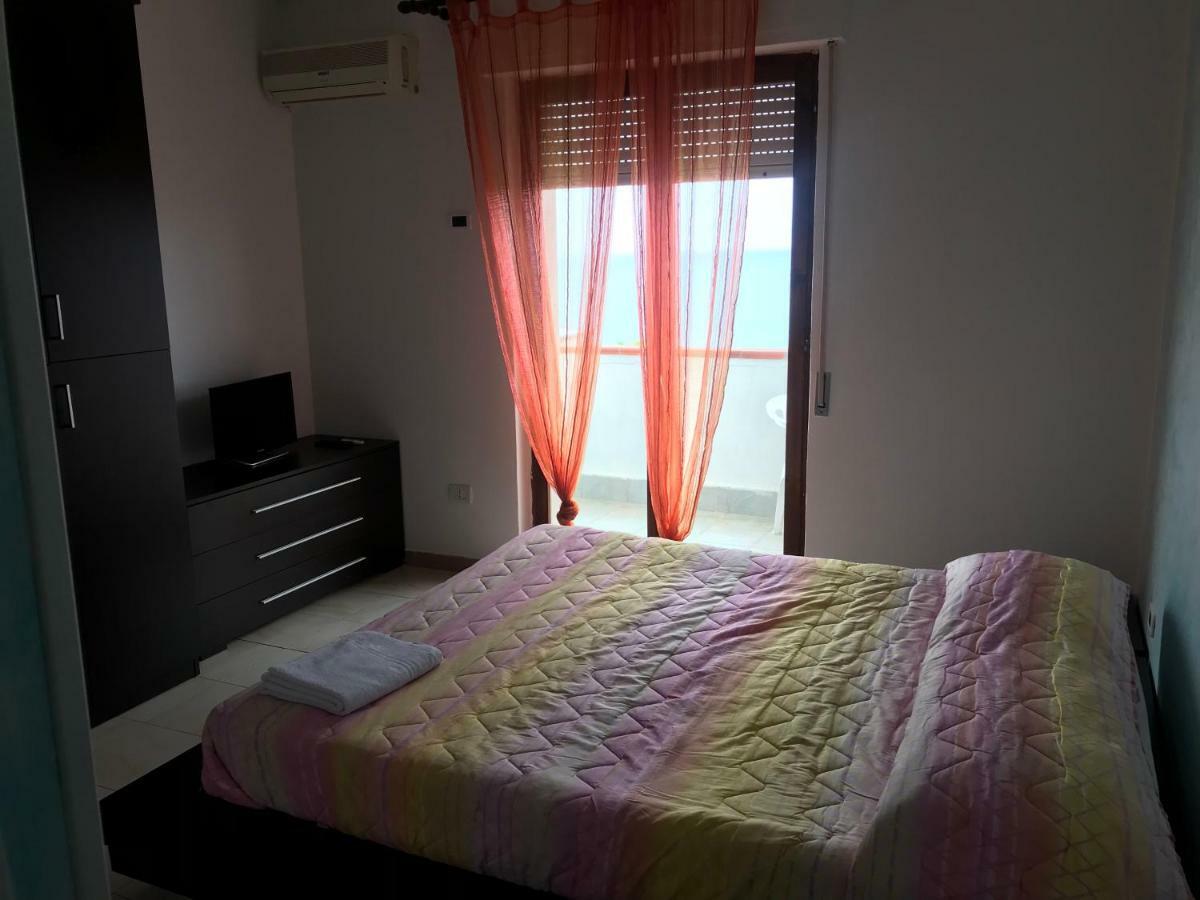 Cicasub Hotell Crotone Eksteriør bilde